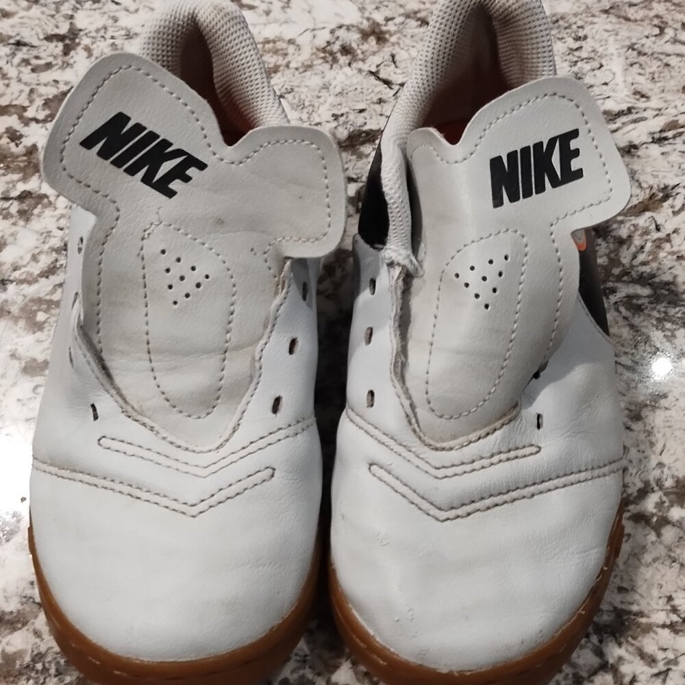 Boys Nike